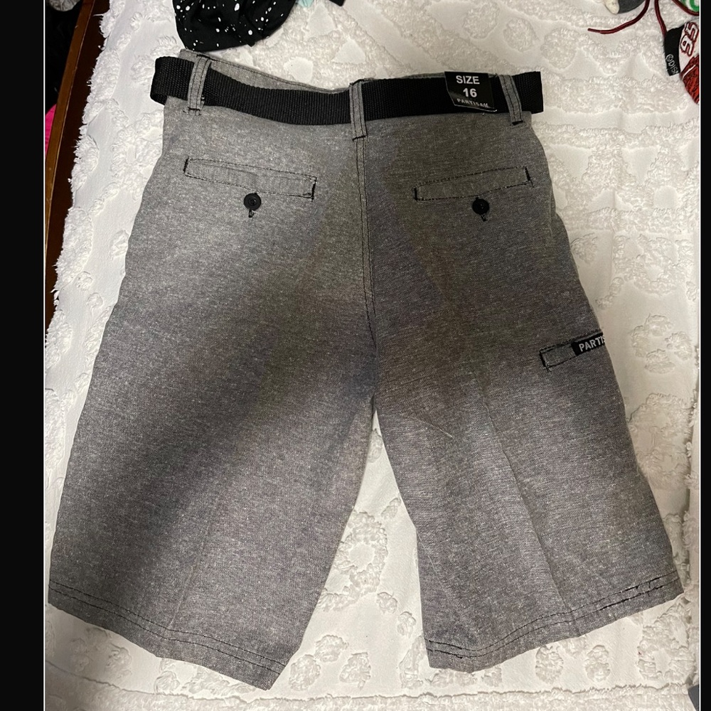 SZ 16 BOYS DRESS SHORTS WITH BELT